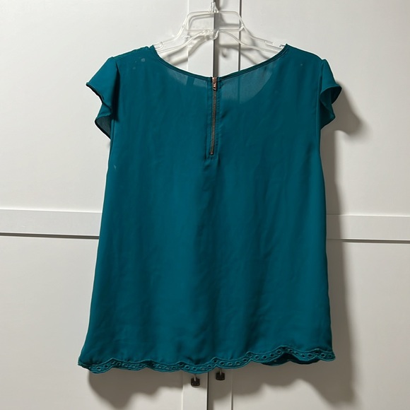 Teal Lace Detailed Neck Line with Scalloped Lace Bottom and Gold Zippered Back - Picture 5 of 6